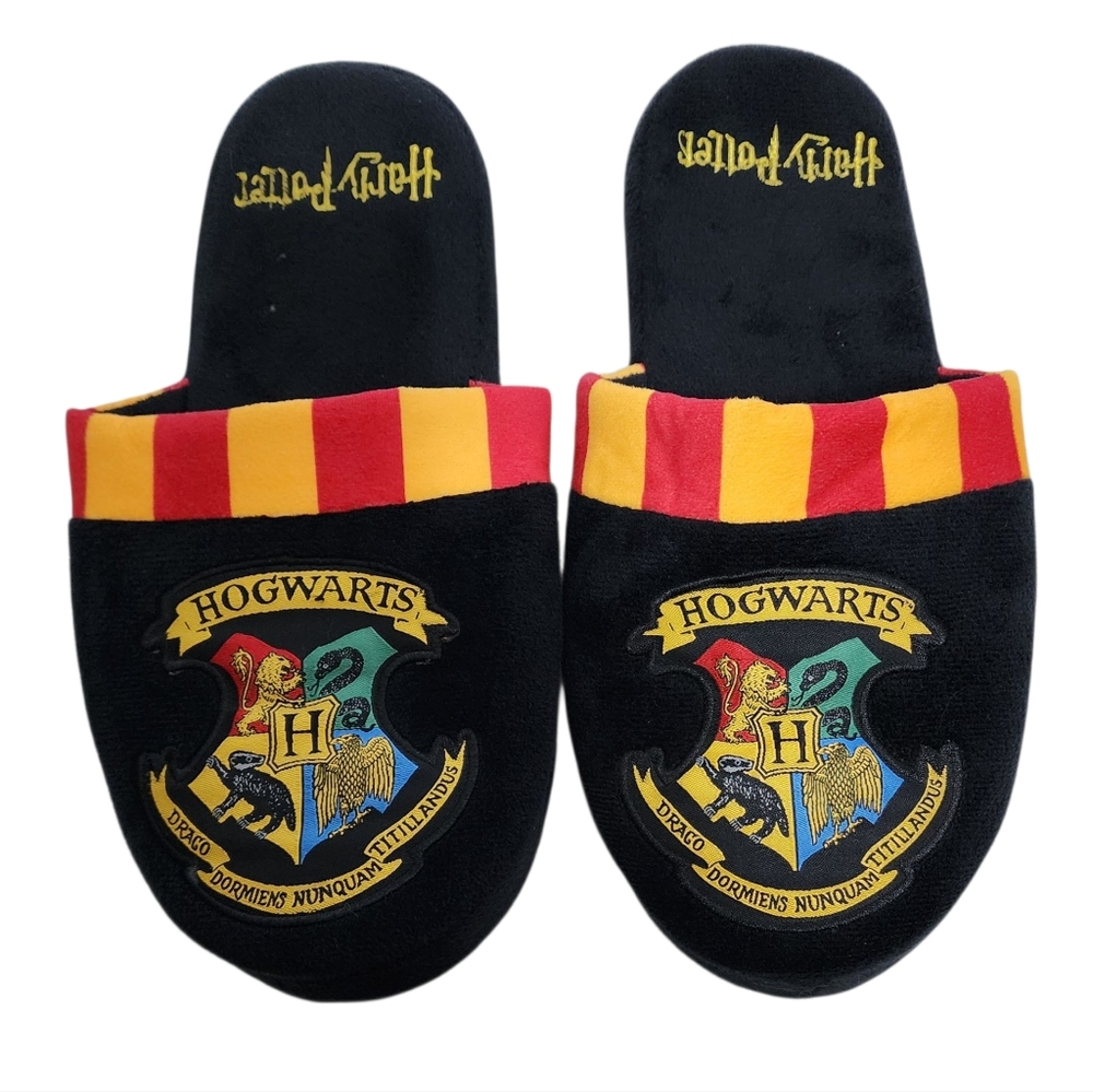 Harry Potter Slippers Men 9-11 Black Multicolor Hogwart House Crest Latin Lounge